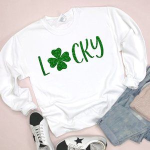Womens Green Lucky St Patricks Day Sweatshirt NEW